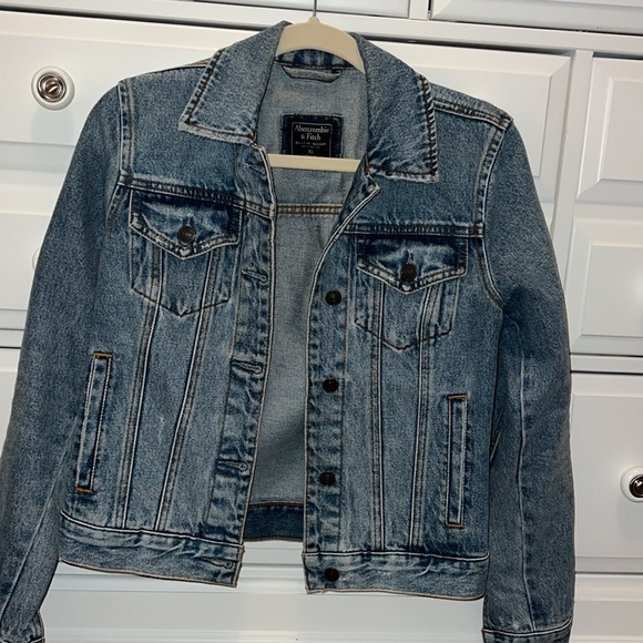A&F Denim Jacket - Picture 2 of 10